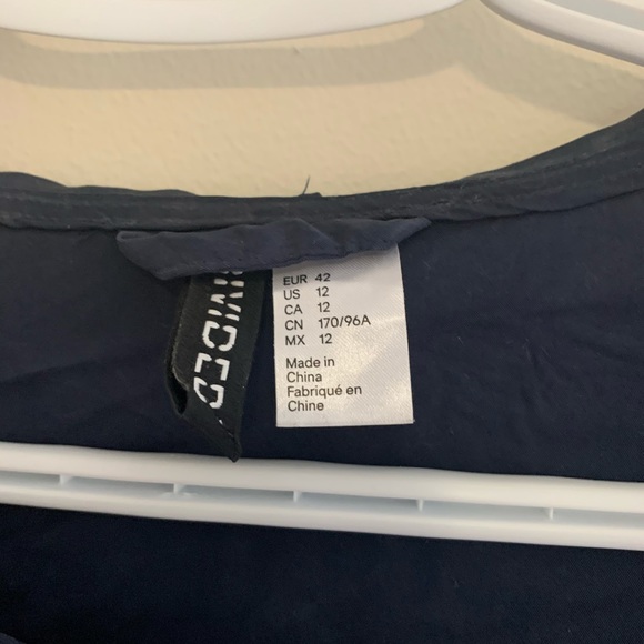 H&M thin jacket - Picture 2 of 4